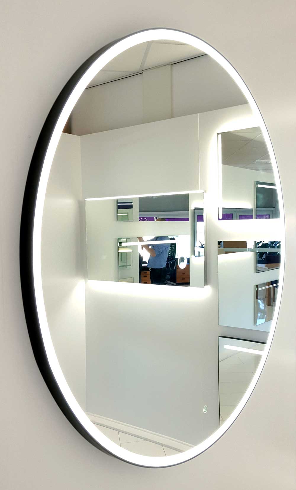 Peave Syndicaat Intimidatie Ronde badkamerspiegel met LED verlichting, verwarming, touch sensor,  dimfunctie en mat zwart frame 120x120 cm - Designspiegels