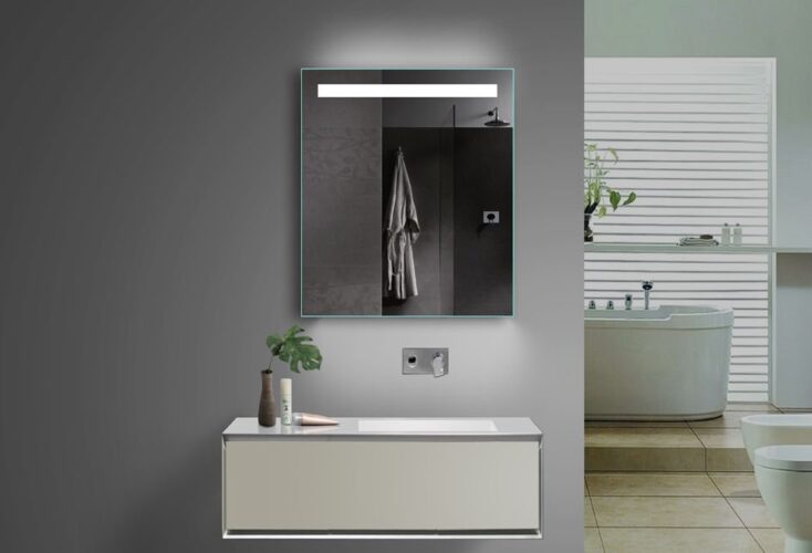 binair verraad Druif Badkamerspiegel met LED verlichting, stopcontact 60x70 cm - Designspiegels