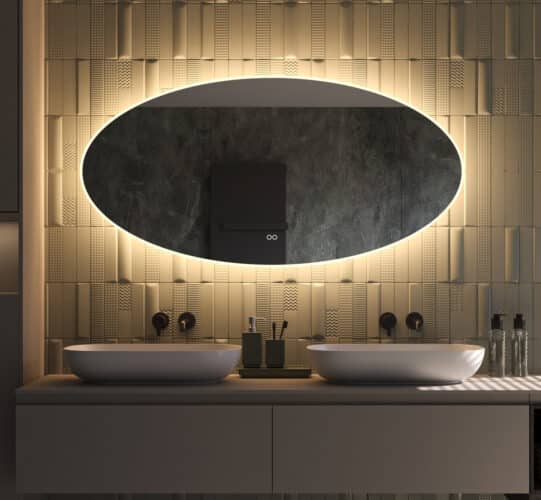 Luxe ovale badkamer spiegel, van alle gemakken voorzien, zoals: verlichting, spiegelverwarming, dim functie en instelbare lichtkleur